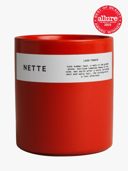 Nette Laide Tomate in branded red container on light gray background with red Allure Best of Beauty seal in the top right corner